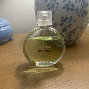 CHANEL Chance Eau Fraîche Perfume with Green Hue